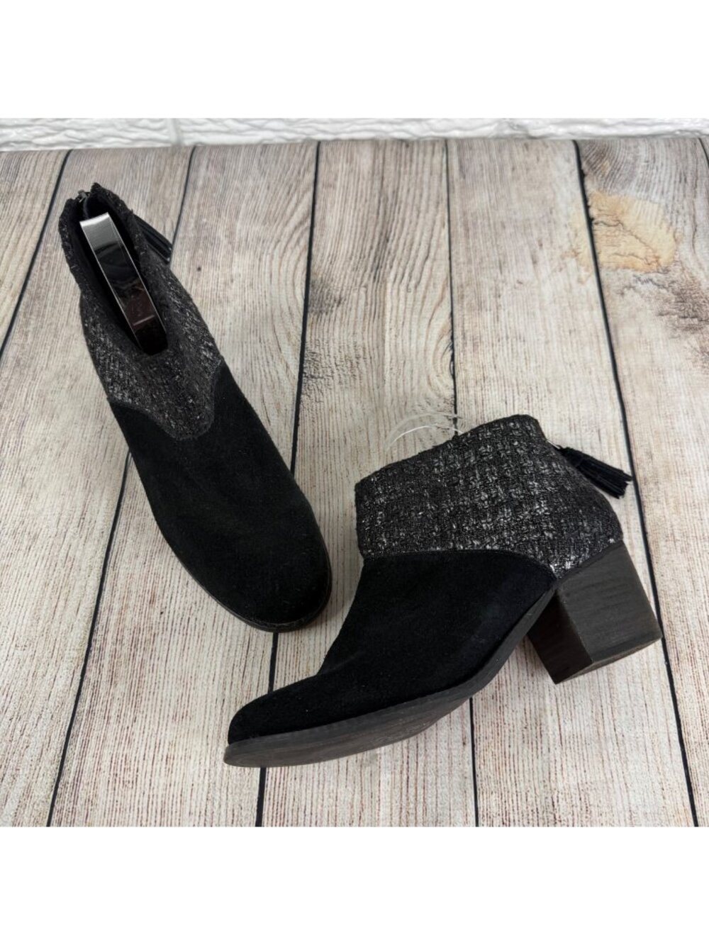 Toms Black Leila Suede Booties Ankle Boots Silver Metallic Tweed Upper Size 8